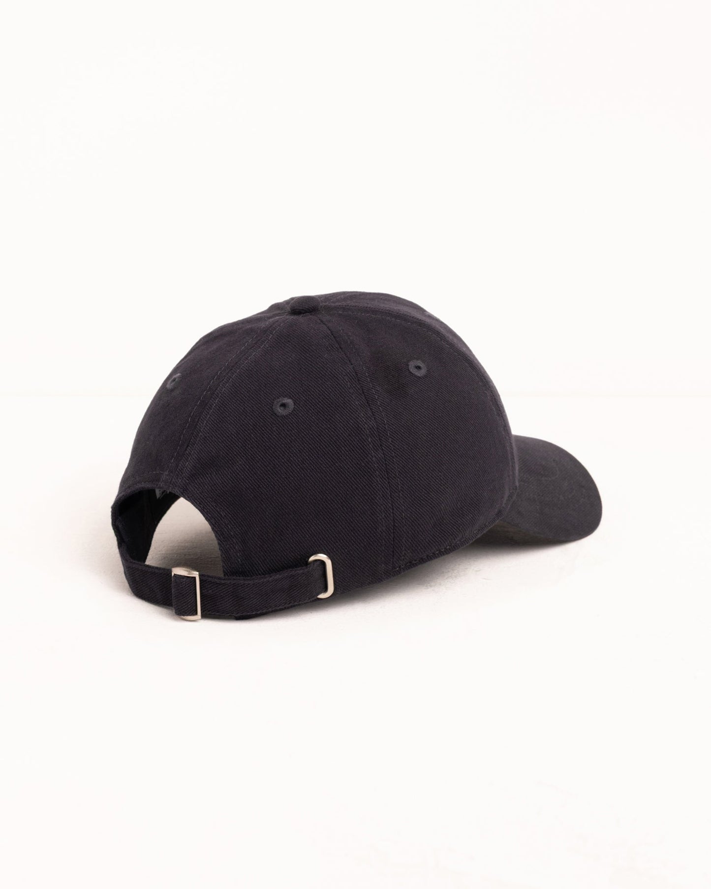 LOW PROFILE ЅТÜЅЅΥ CREW STRAPBACK